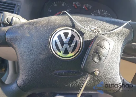 2000 Volkswagen Jetta Gls Tdi from USA, damaged, VIN 3VWSF29M5YM007900